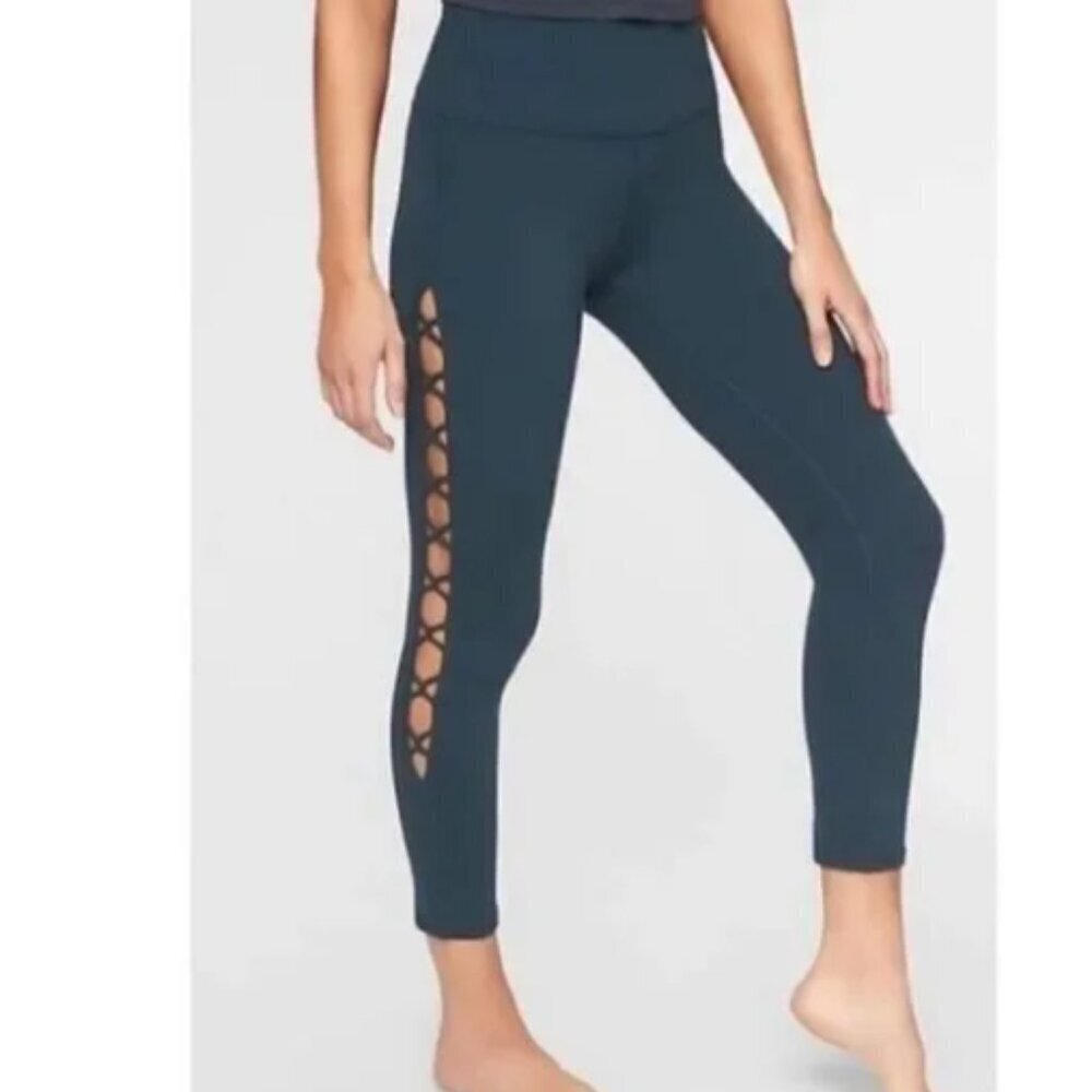 Athleta Drama Shiva 7/8 Tight  Size XS
